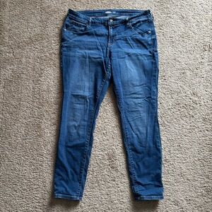 Old Navy Rockstar Super Skinny Low Rise Jeans